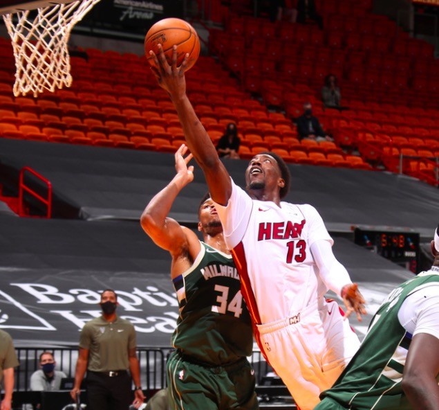  阿德巴约两双热火复仇雄鹿  